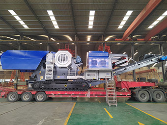 首批!發往俄羅斯的多臺智能化履帶式移動破碎裝備順利啟程